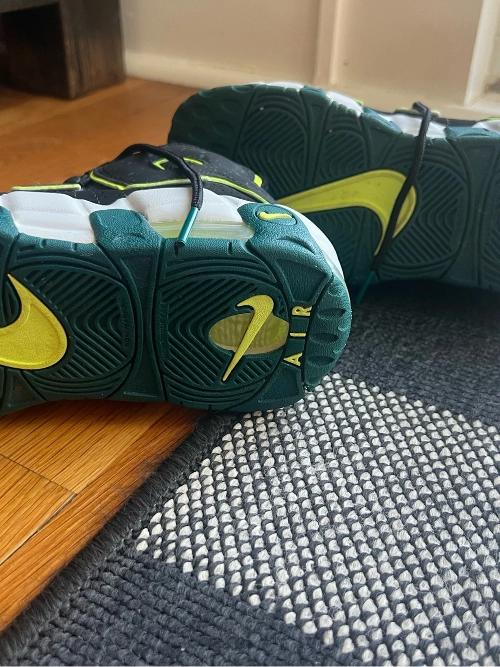 Nike Air More Uptempo Low Black Geode Teal (GS)